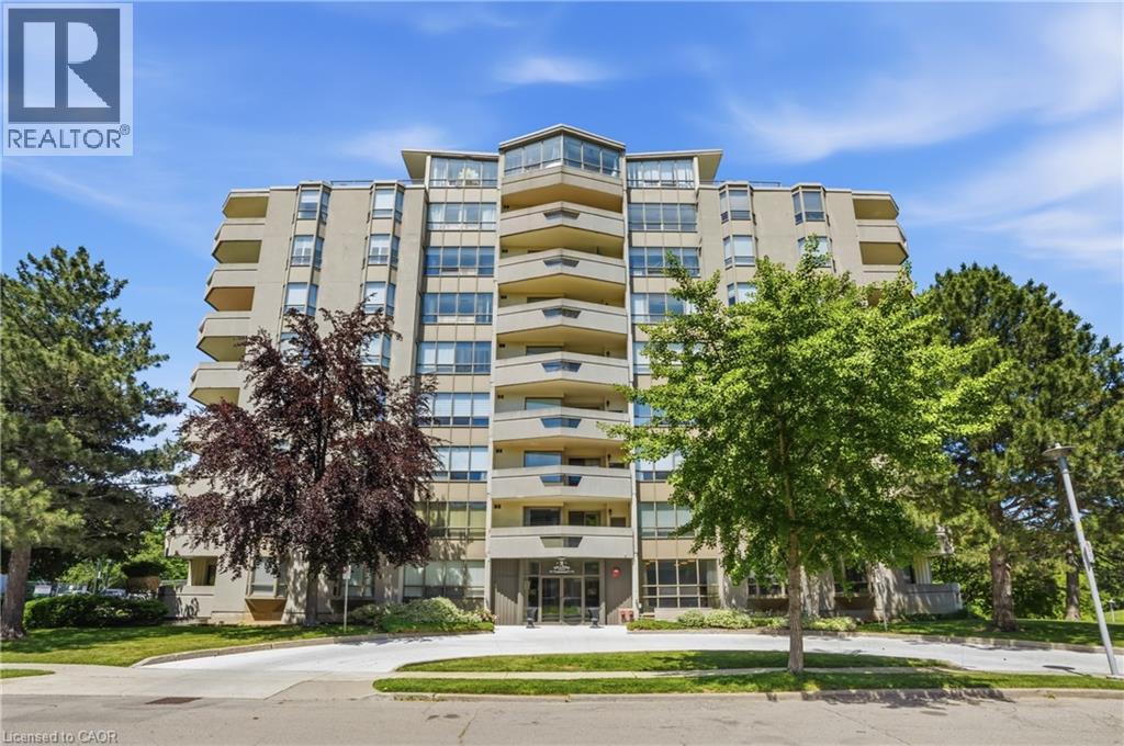 8 VILLAGE GREEN Boulevard UnitNo. 812, Stoney Creek
