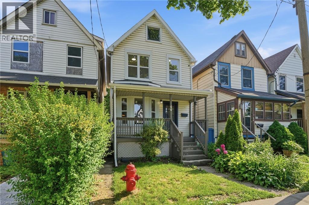 66 MARS Avenue, Hamilton