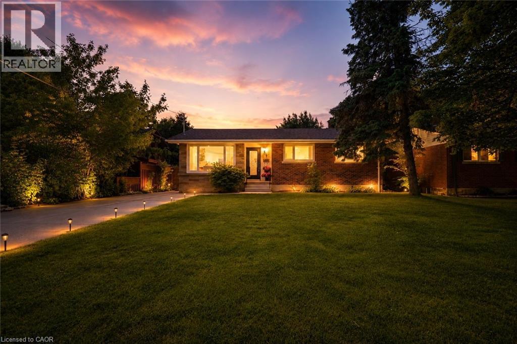 9 KINGSLEA Drive, Hamilton