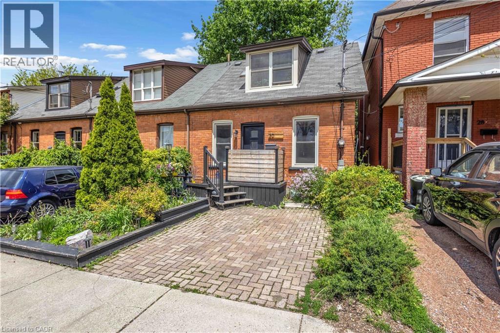 30 SUNSET Avenue, Hamilton