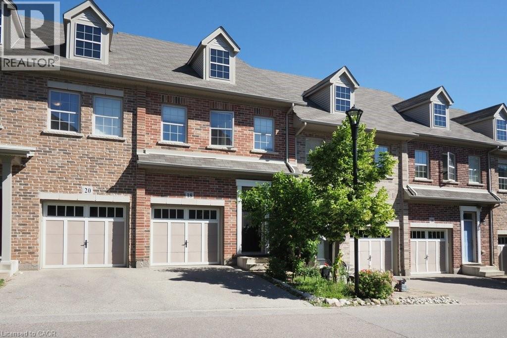 18 ROBERT PEEL Road, Kitchener