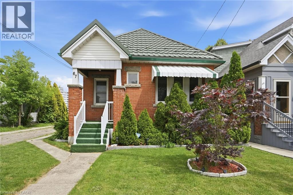67 PARADISE Road S, Hamilton