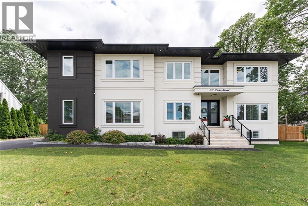 22 LAKE Street, Grimsby