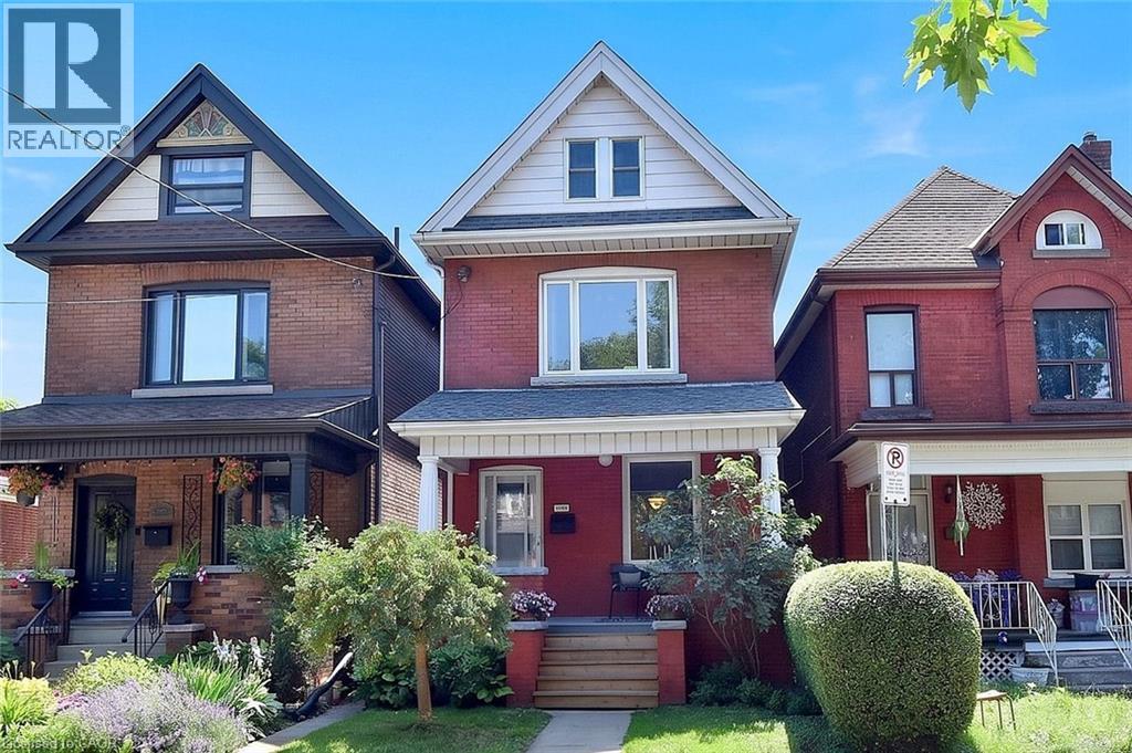 20 FAIRHOLT Road N, Hamilton
