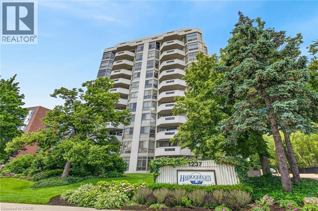1237 NORTH SHORE Boulevard, Burlington