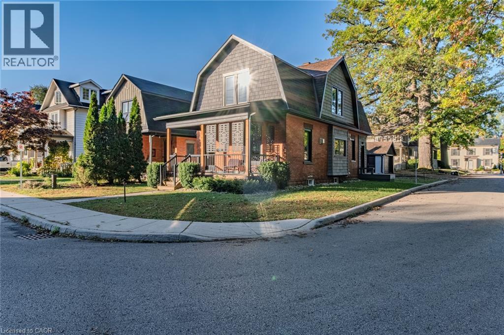 74 LYNNWOOD Avenue, Simcoe
