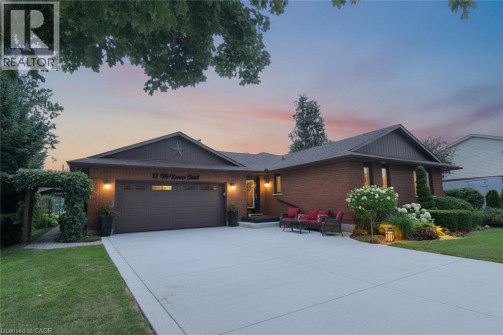 12 MCKEOWN Court, Caledonia