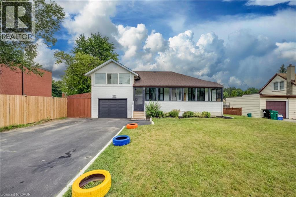 182 AVALON Place, Kitchener
