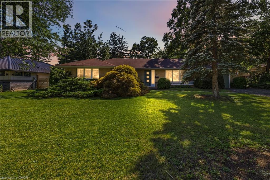 974 UNSWORTH Avenue, Burlington