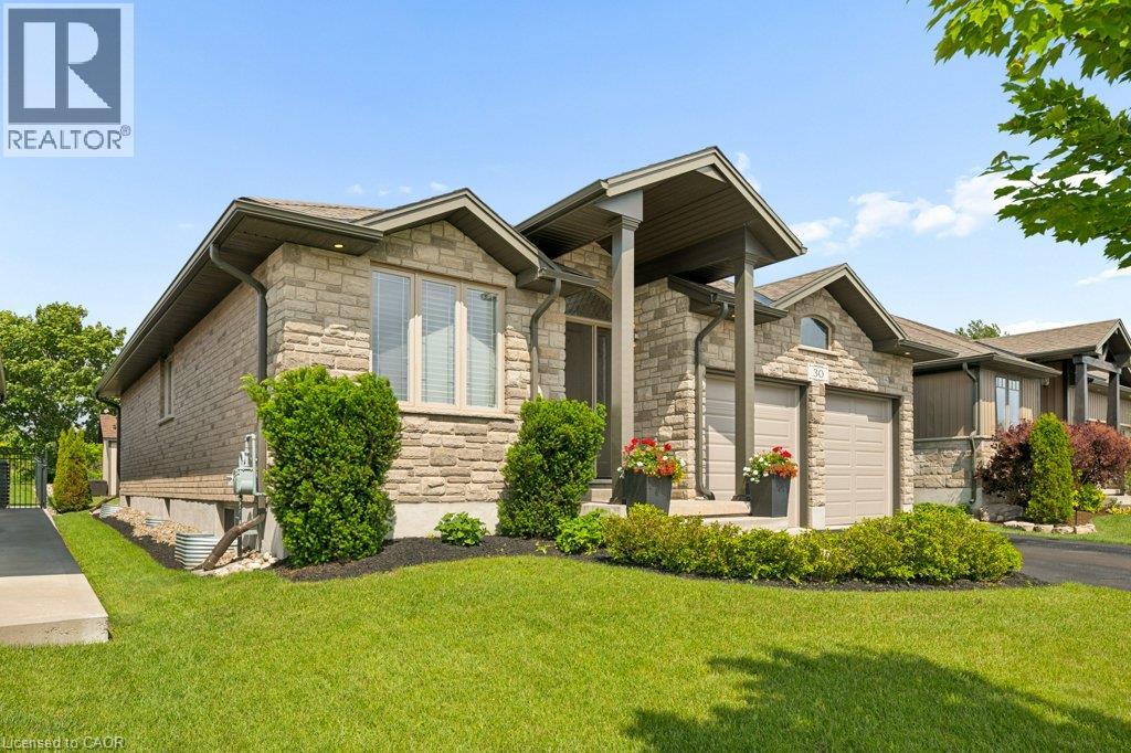 30 DUNCAN Court, Fergus