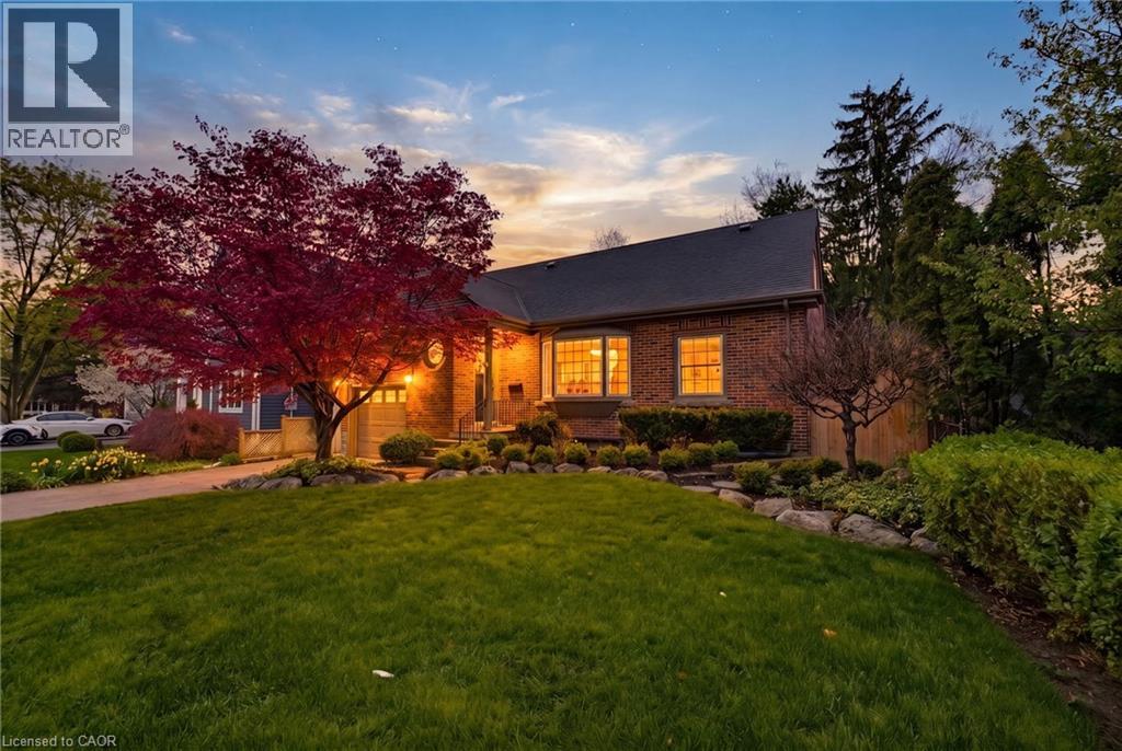 586 WOODLAND Avenue, Burlington