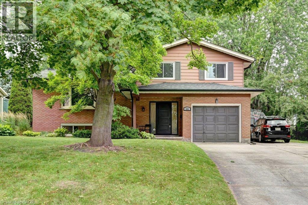 163 CHELFORD Crescent, Waterloo