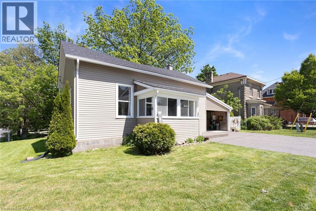 42 BEALE Street, Woodstock