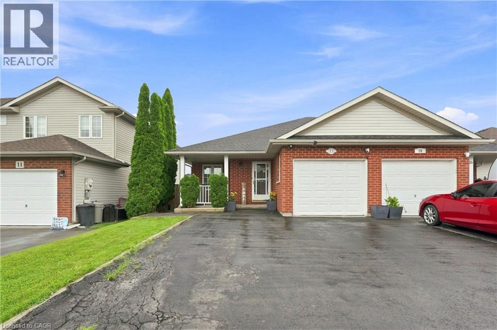 13 GOLDEN ACRES Drive, Smithville