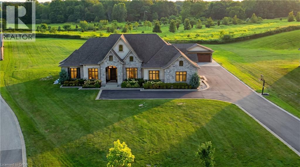 55 TEWS Lane, Dundas