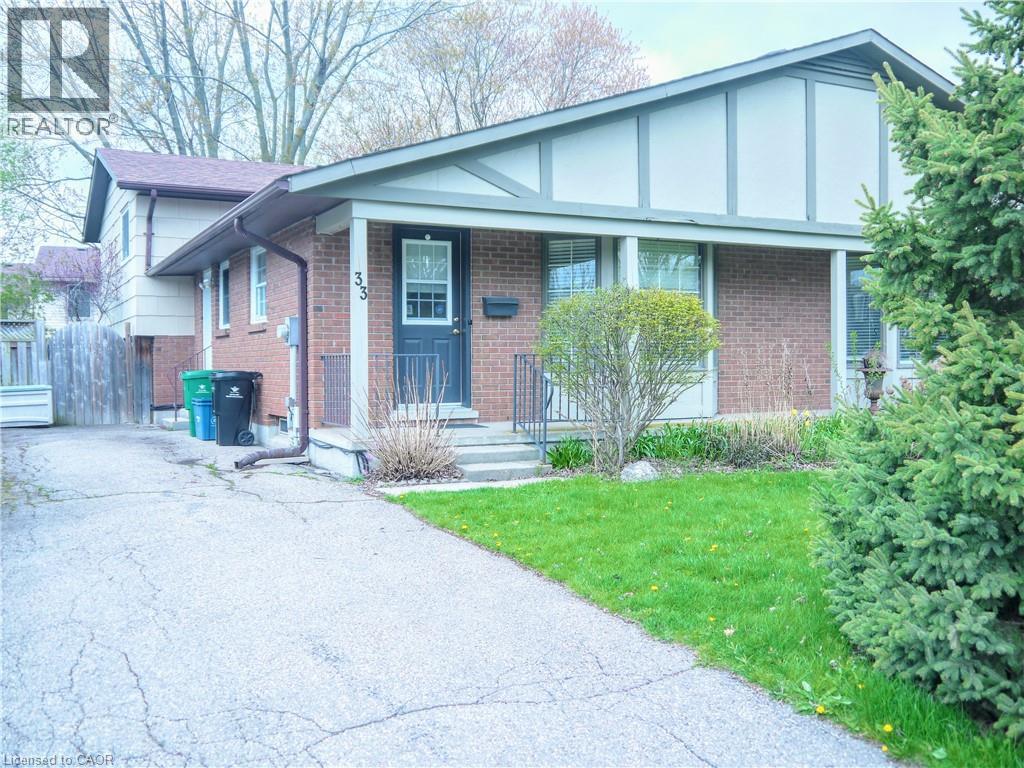 33 MANOR Drive, Kitchener