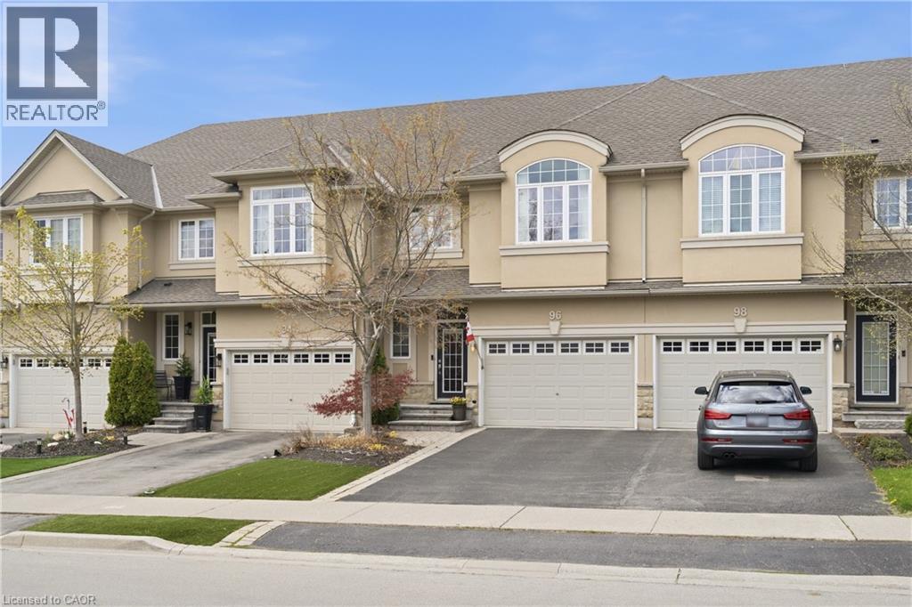 96 NEWCOMBE Road, Dundas