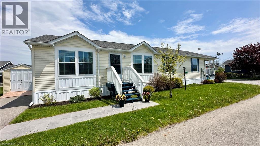 4 CRICKLEWOOD Crescent, Selkirk