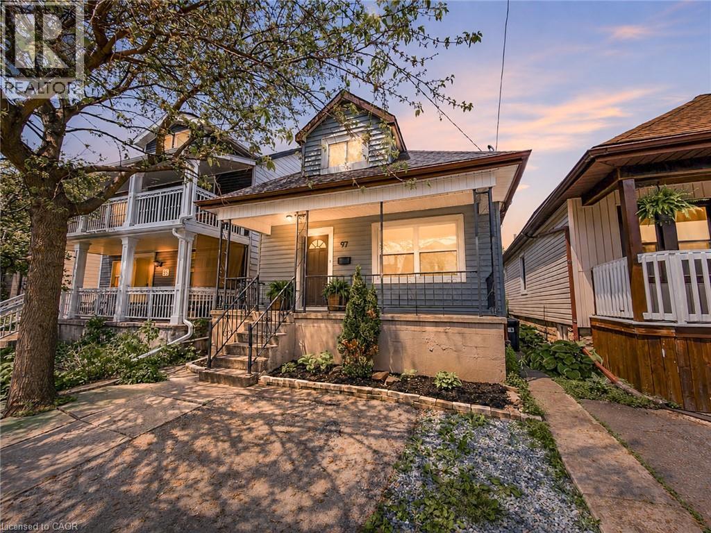 97 CROSTHWAITE Avenue N, Hamilton