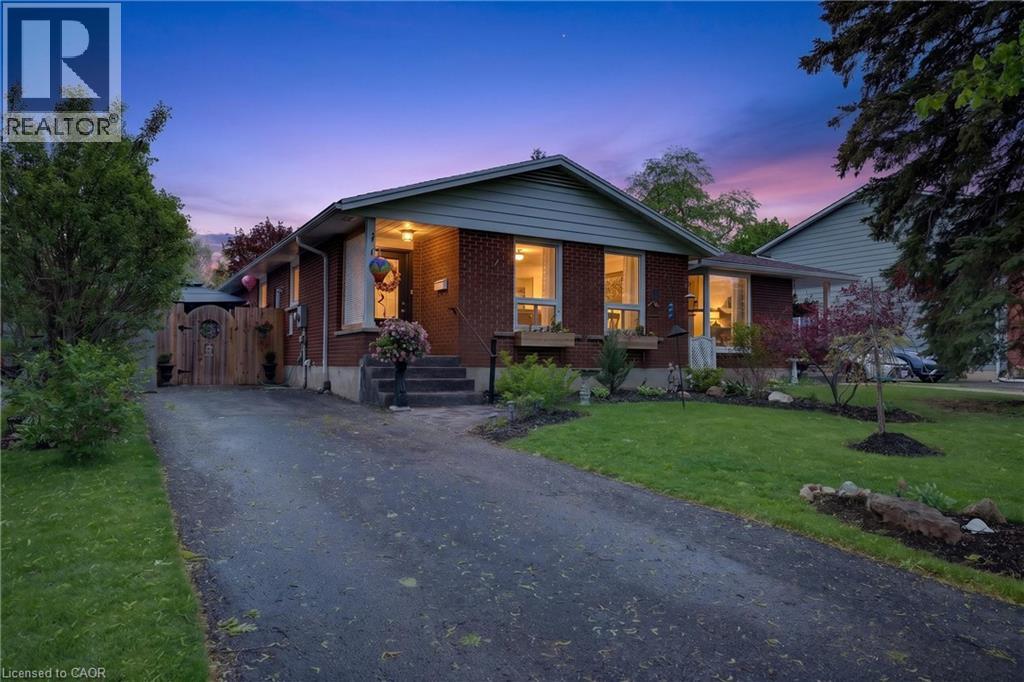 7 WINDERMERE Court, Guelph
