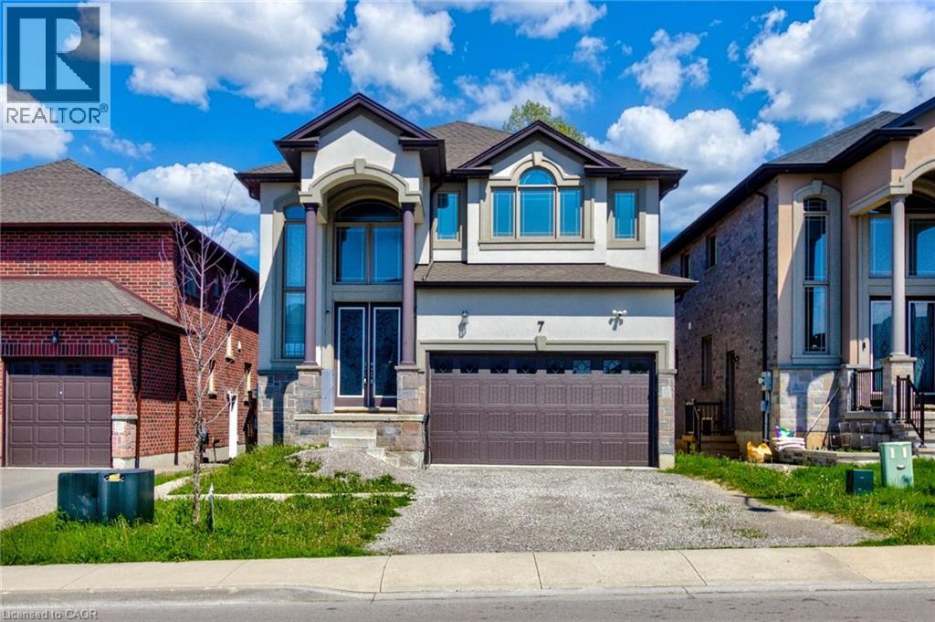 7 CHARDONNAY Street, Hamilton