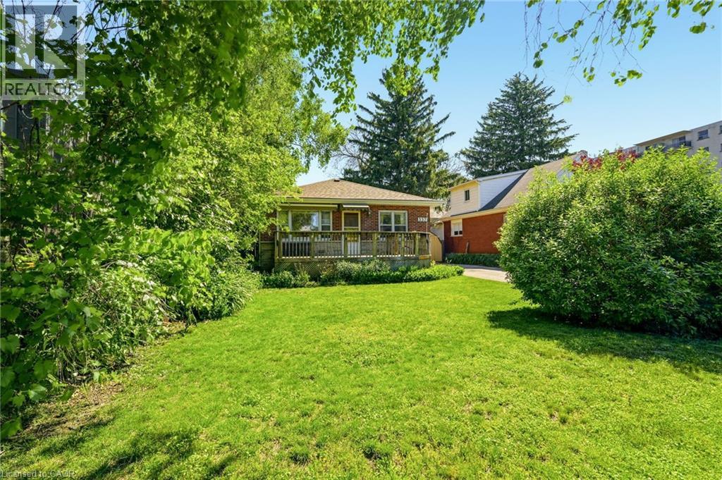 337 ST PAUL Street, Burlington