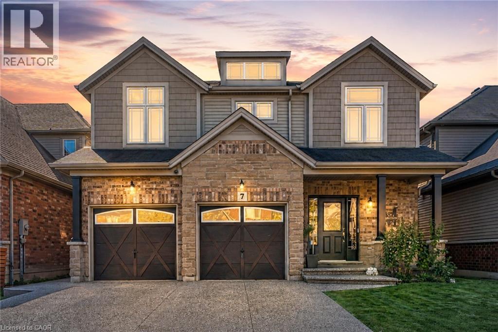 7 KINSMAN Drive, Binbrook