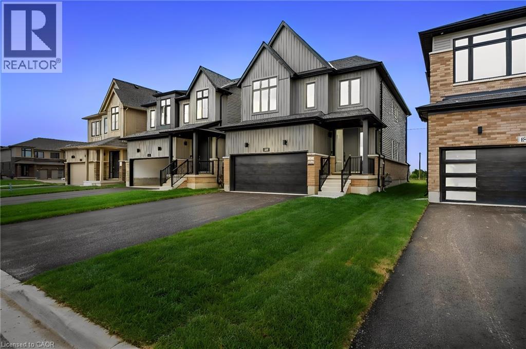14 HEPBURN Place N, Stratford