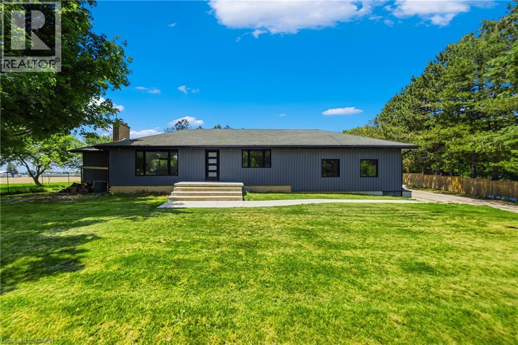 424 HWY 52 S, Ancaster