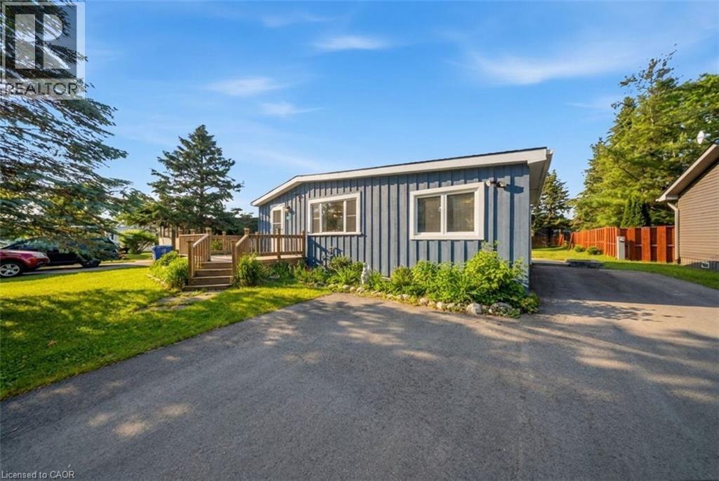 105 MEADOWS Drive, Grey