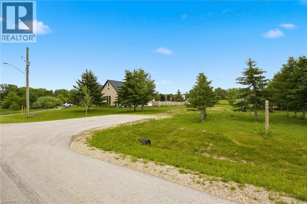 1022 CURRIE Street, Wroxeter