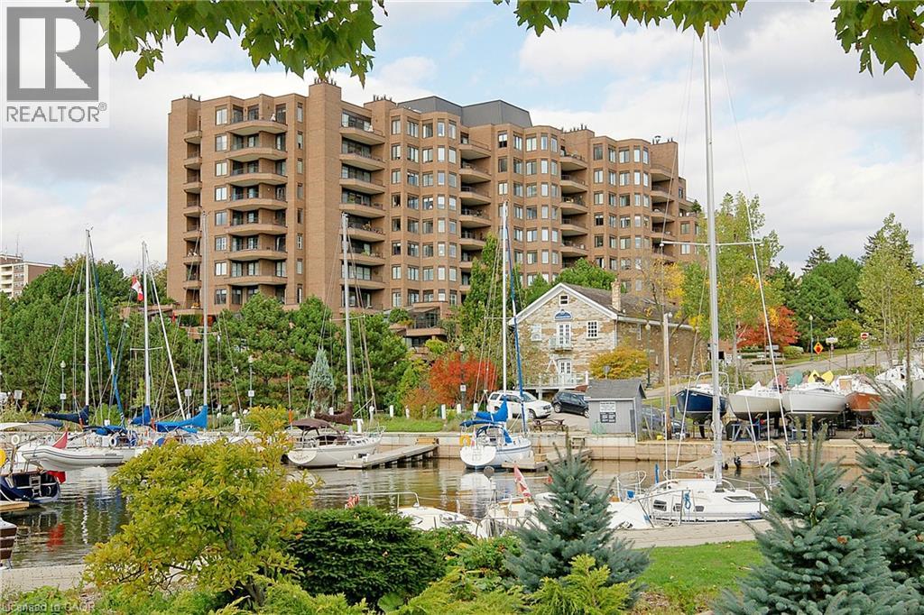 100 LAKESHORE Road E UnitNo. 1105, Oakville