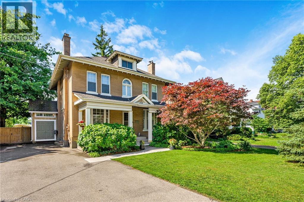 739 COLBORNE Street, Brantford