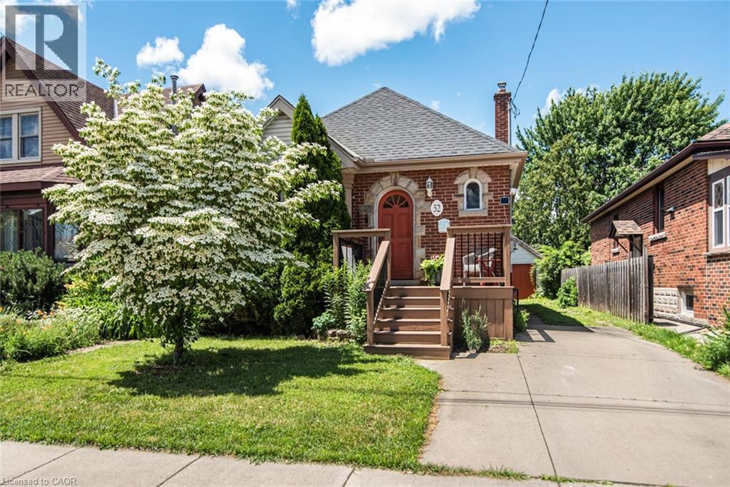 52 CAMERON Avenue S, Hamilton