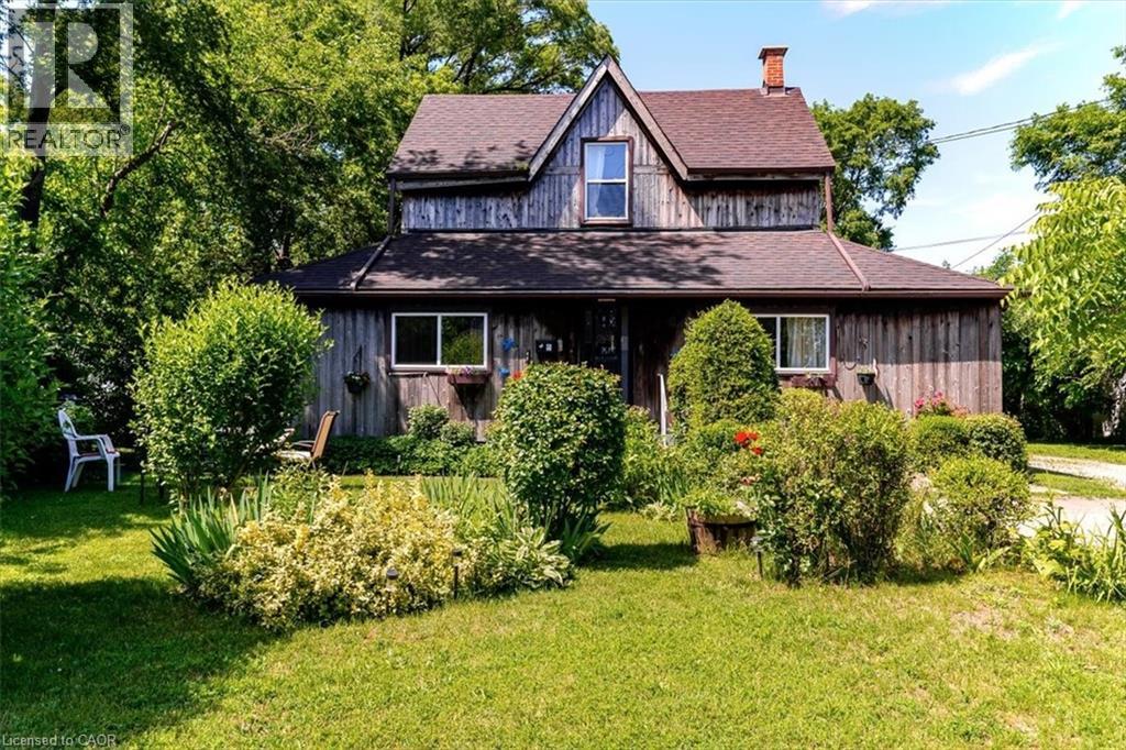 382 BEACH Boulevard, Hamilton
