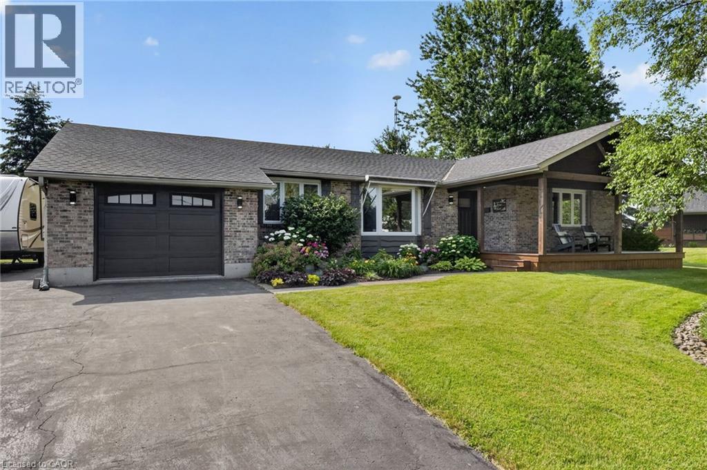 952 ROBINSON Road, Dunnville