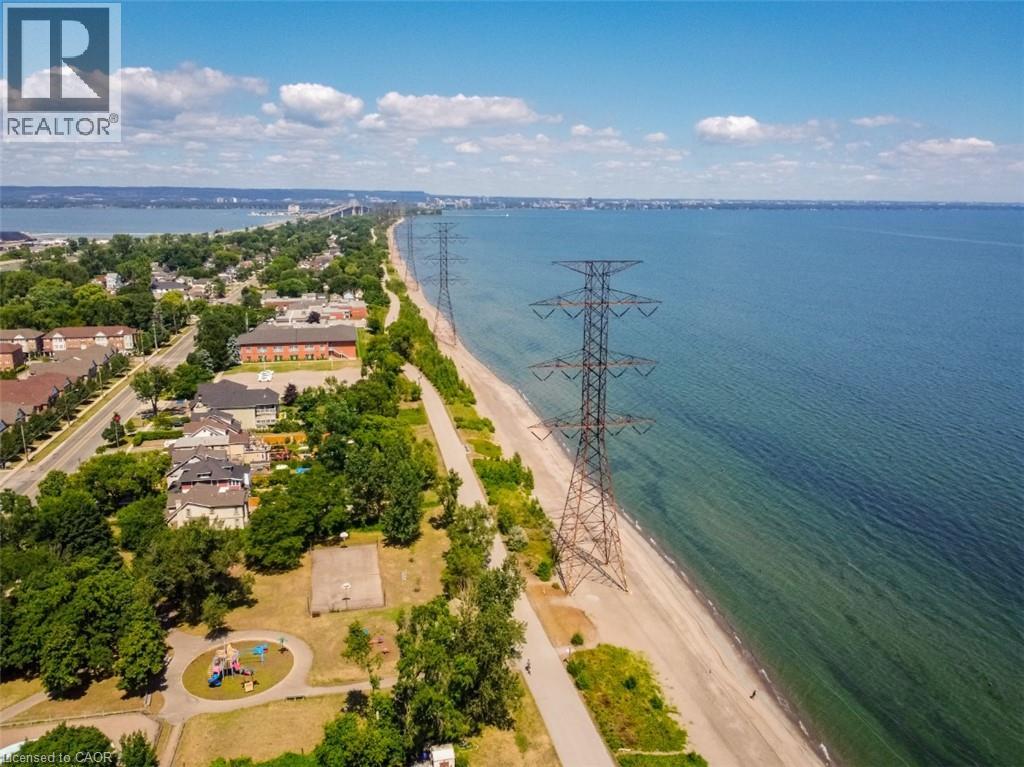 826 BEACH Boulevard, Hamilton