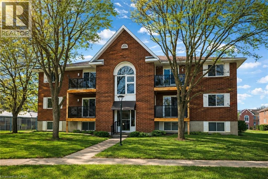 565 GREENFIELD Avenue UnitNo. 106, Kitchener