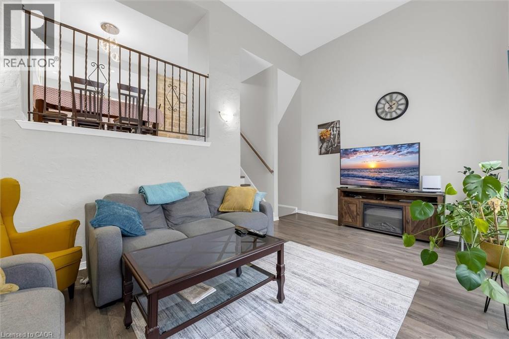 3 GLEN VISTA Drive, Hamilton