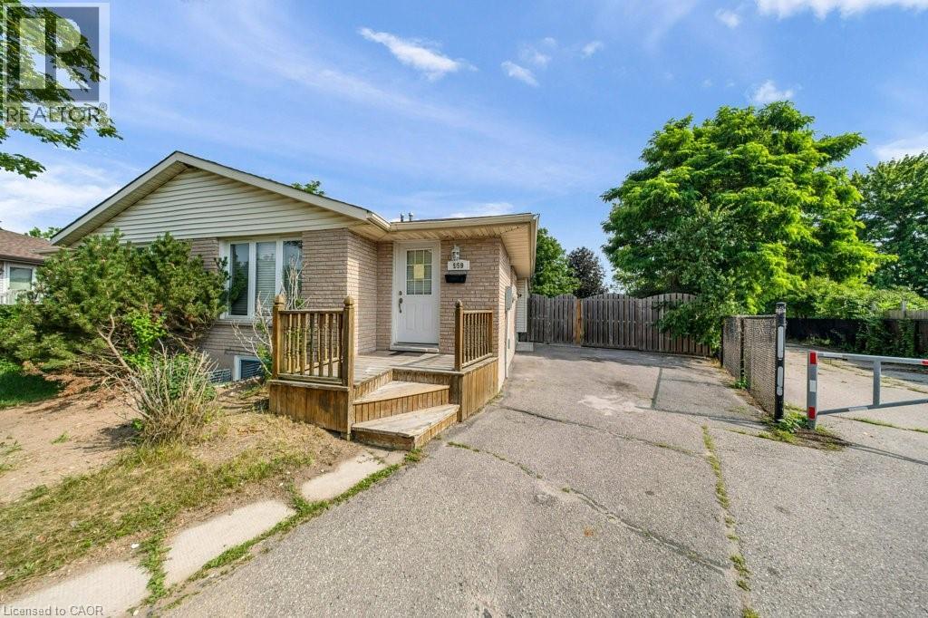 959 LANGS Circle, Cambridge