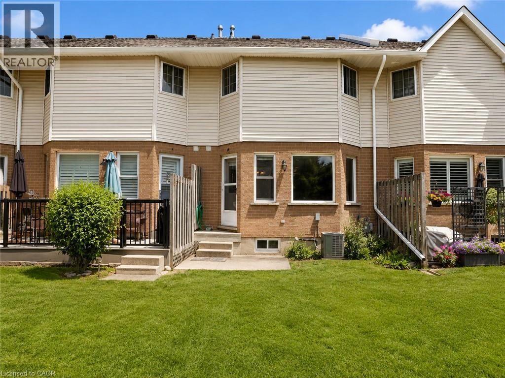 10 HOLBORN Court UnitNo. 38, Kitchener