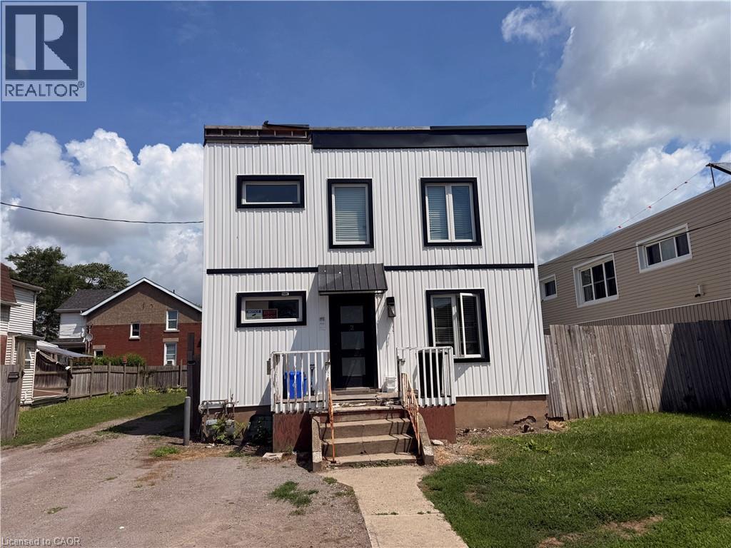 462 EAST MAIN Street, Welland