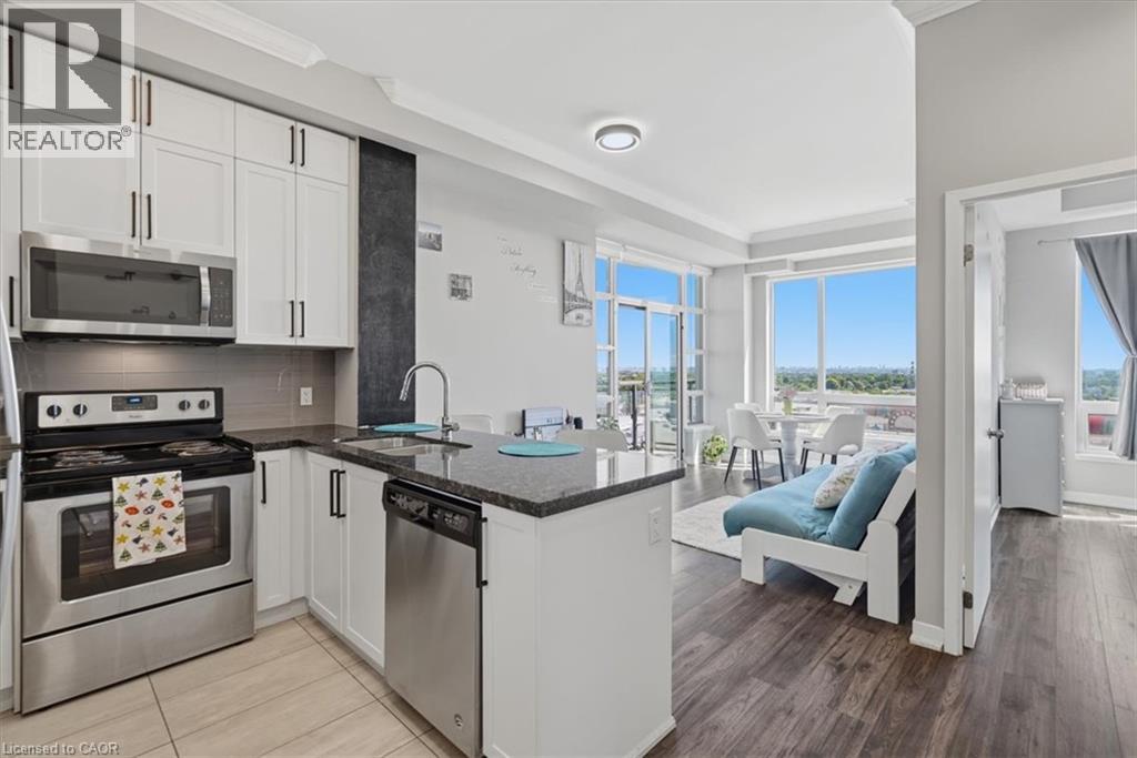 840 QUEENS PLATE Drive UnitNo. 1009, Toronto
