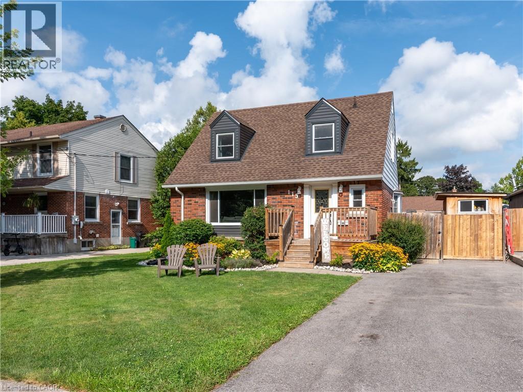 115 FAIRVIEW Crescent, Woodstock