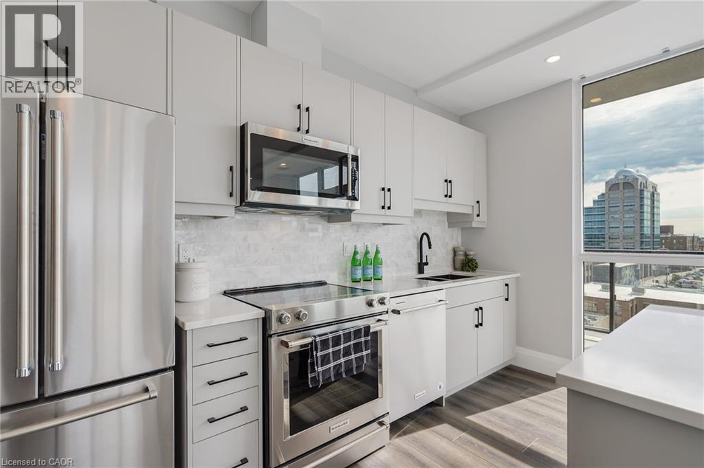 60 CHARLES Street W UnitNo. 705, Kitchener
