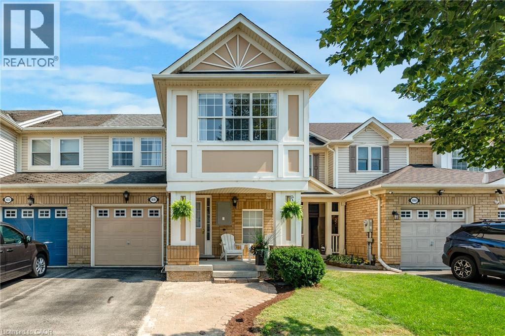 1070 BARCLAY Circle, Milton