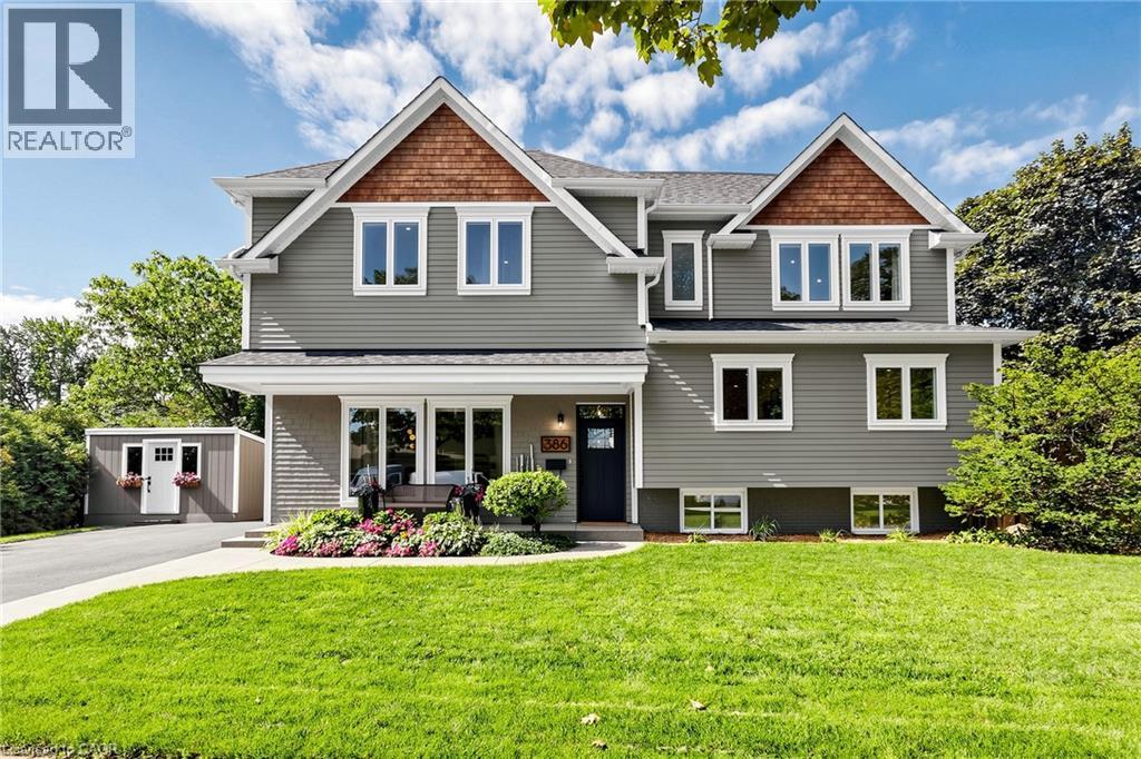 386 COSBURN Crescent, Burlington