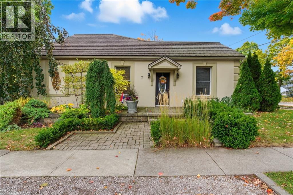 2 UNION Street, Waterdown