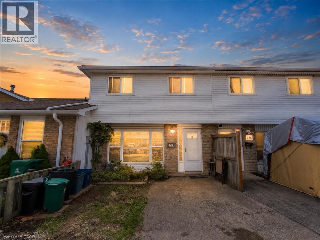 724 PARKVIEW Crescent, Cambridge
