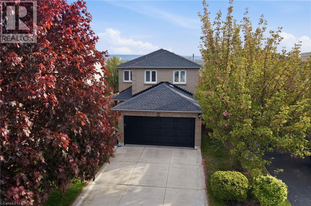 88 GRINDSTONE Way, Dundas